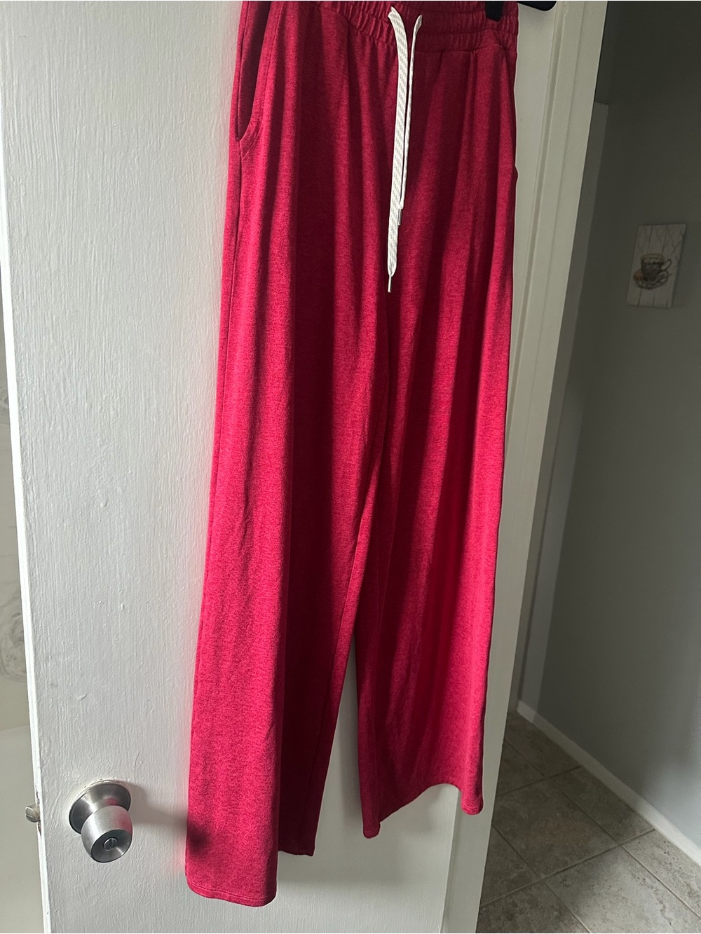 Vuori Cozy Red pants size small